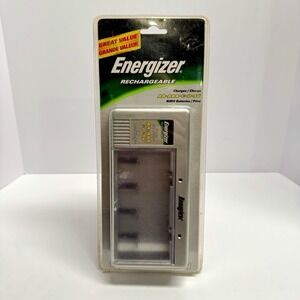 NEW Energizer Rechargeable Universal NiMH Battery Charger AAA, AA,‎ C, D & 9V